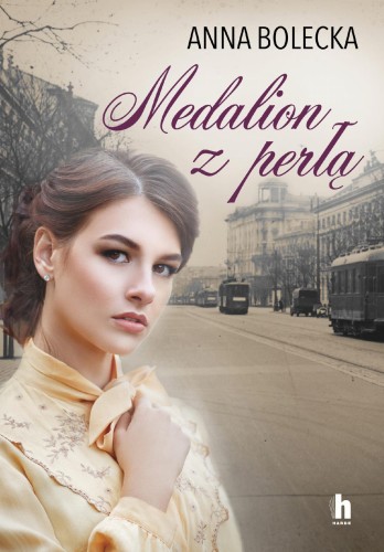 Medalion z perłą, Anna Bolecka