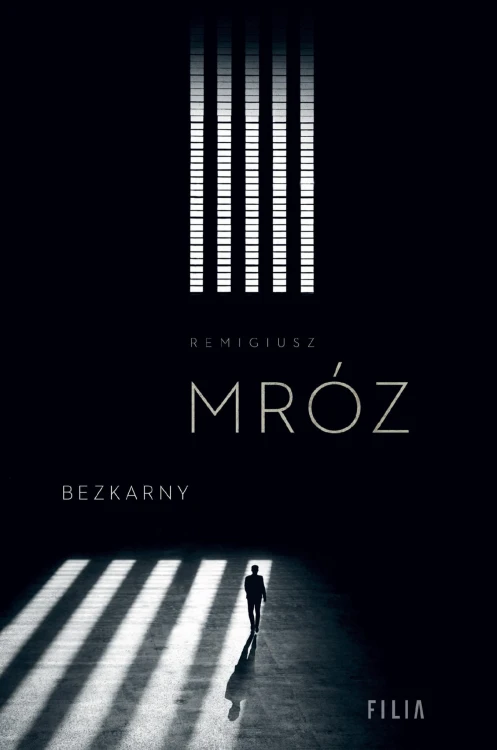 Bezkarny, Remigiusz Mróz