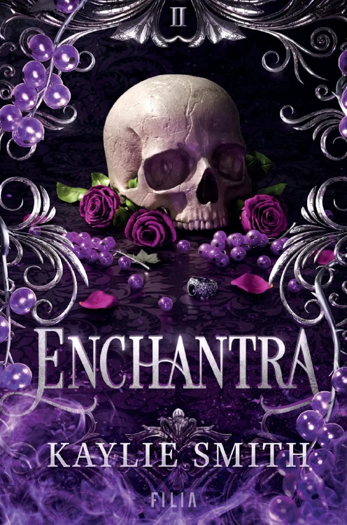 Enchantra. Hype, Kaylie Smith