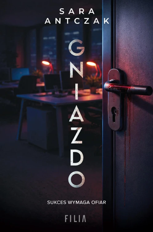 Gniazdo, Sara Antczak