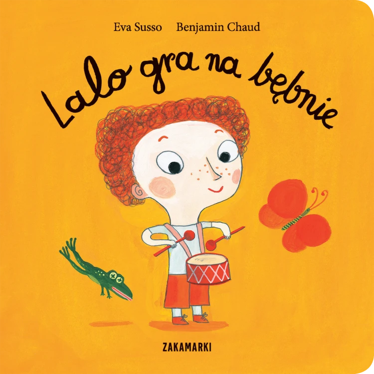 Lalo gra na bębnie. Binta, Babo, Lalo, Eva Susso